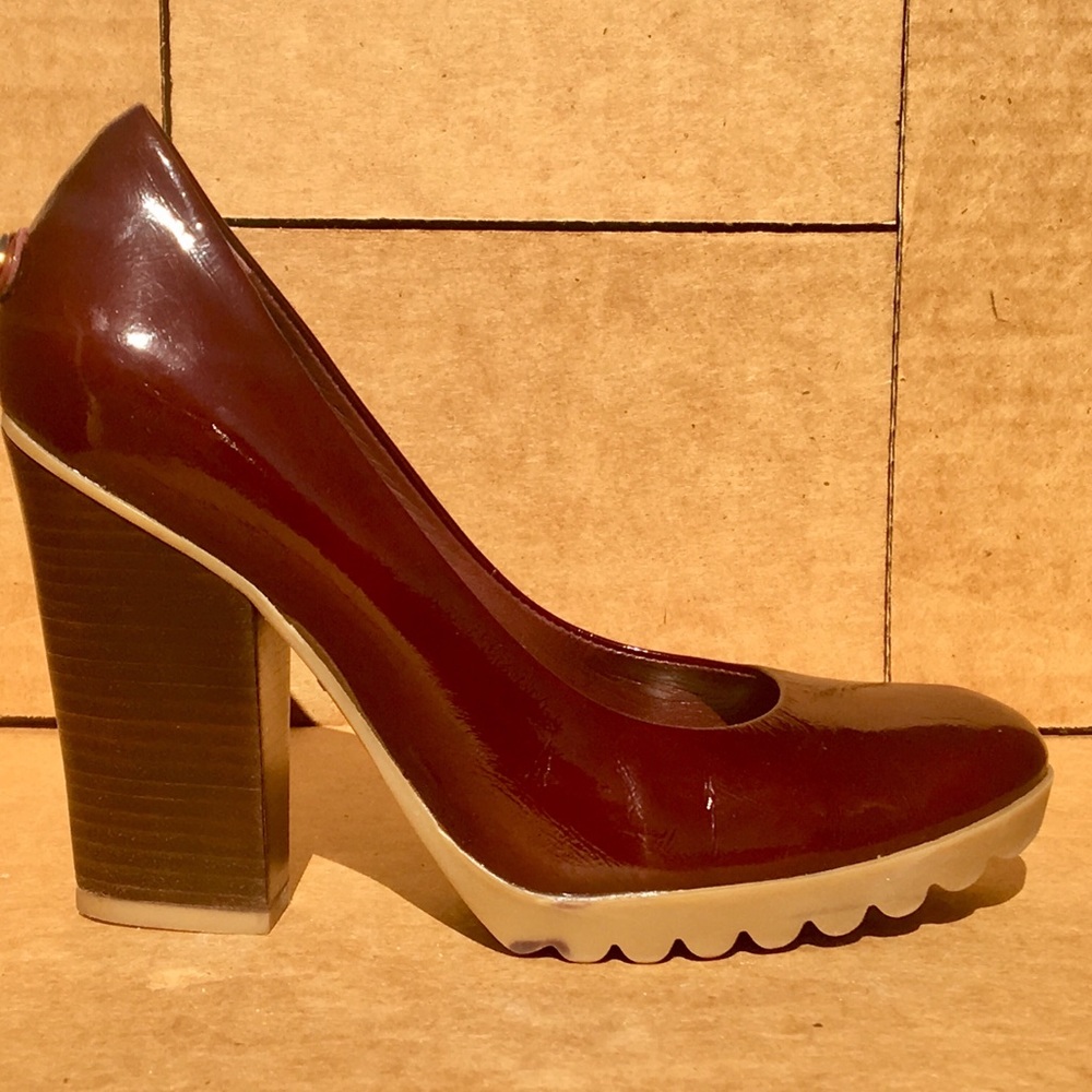 BcBG Max Azria Heels Size 6.5B